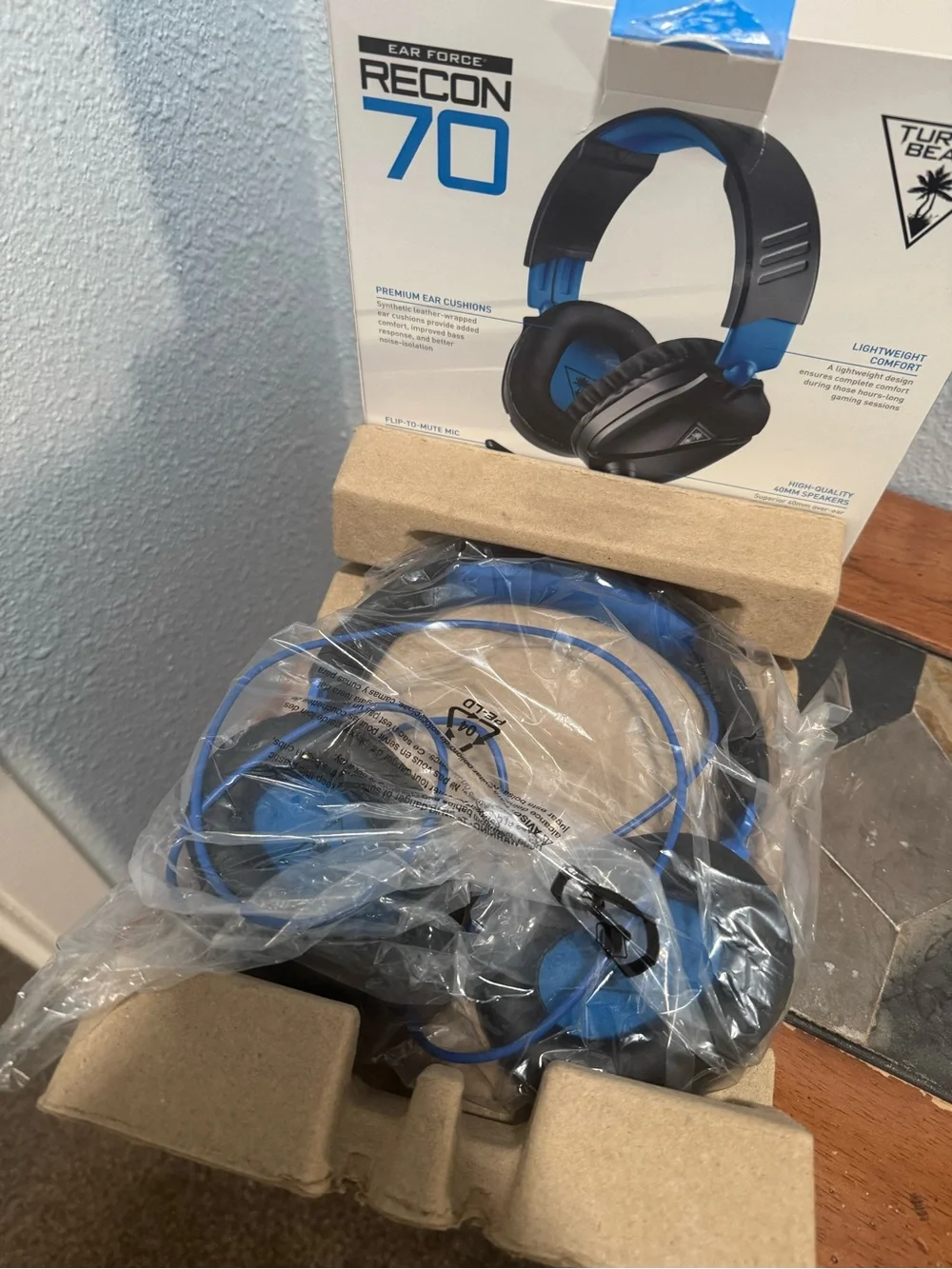 Turtle Beach Recon 70 Wired Gaming Headset - Black and Blue